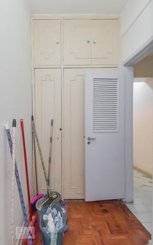Apartamento para alugar com 177m², 3 quartos e 2 vagas Apartamento para alugar com 177m², 3 quartos e 2 vagasQuarto de Serviço