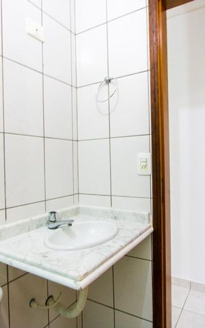 Casa para alugar com 109m², 3 quartos e 2 vagas Casa para alugar com 109m², 3 quartos e 2 vagasBanheiro social