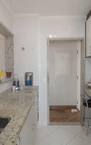 Apartamento à venda com 71m², 3 quartos e 2 vagasCozinha 