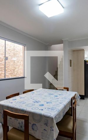 Casa à venda com 348m², 4 quartos e 3 vagasCopa