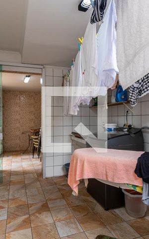 Casa à venda com 348m², 4 quartos e 3 vagasÁrea de serviço