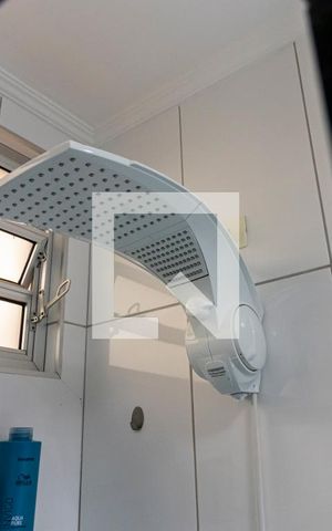 Casa à venda com 348m², 4 quartos e 3 vagasBanheiro social