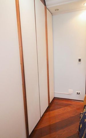 Apartamento à venda com 230m², 3 quartos e 3 vagas Apartamento à venda com 230m², 3 quartos e 3 vagasQuarto 3