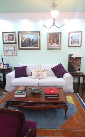 Apartamento à venda com 230m², 3 quartos e 3 vagas Apartamento à venda com 230m², 3 quartos e 3 vagasSala