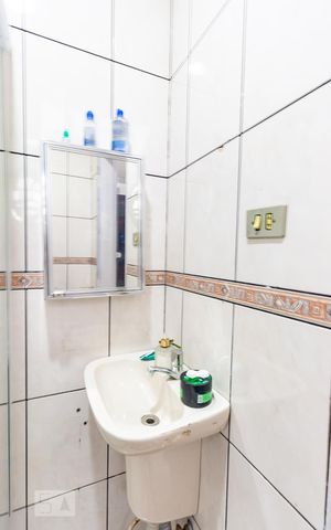 Casa à venda com 125m², 3 quartos e 2 vagas Casa à venda com 125m², 3 quartos e 2 vagasBanheiro da Suíte 2