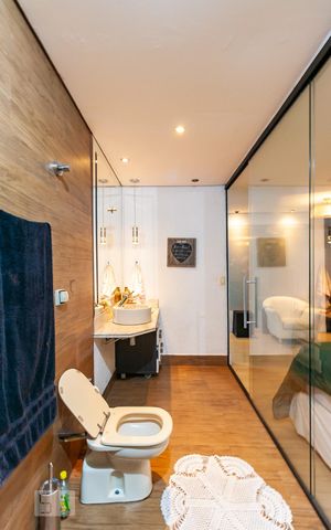 Casa à venda com 125m², 3 quartos e 2 vagas Casa à venda com 125m², 3 quartos e 2 vagasBanheiro da Suíte