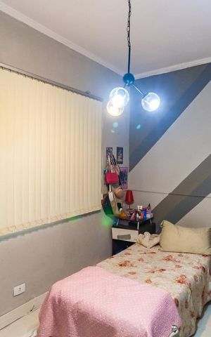 Casa à venda com 125m², 3 quartos e 2 vagas Casa à venda com 125m², 3 quartos e 2 vagasQuarto