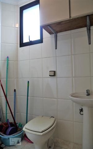 Apartamento para alugar com 174m², 3 quartos e 2 vagasQuarto de Serviço