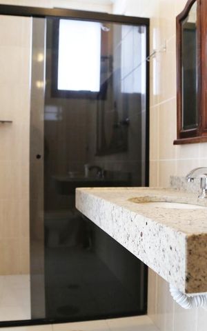 Apartamento para alugar com 174m², 3 quartos e 2 vagasBanheiro da Suíte 1