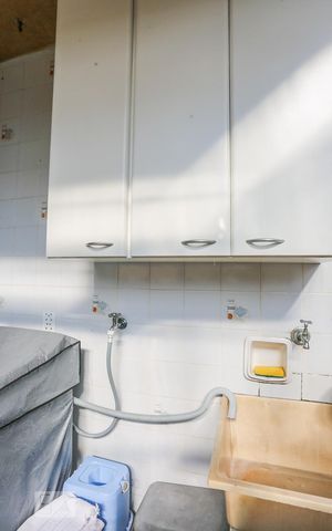 Apartamento à venda com 63m², 2 quartos e 1 vaga Apartamento à venda com 63m², 2 quartos e 1 vagaArea de Serviço