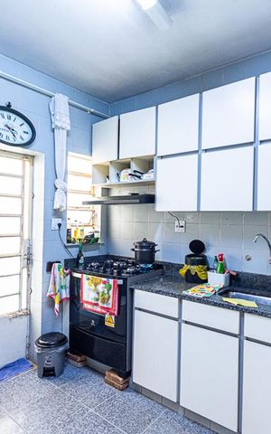 Casa à venda com 800m², 4 quartos e 4 vagas Casa à venda com 800m², 4 quartos e 4 vagasCozinha