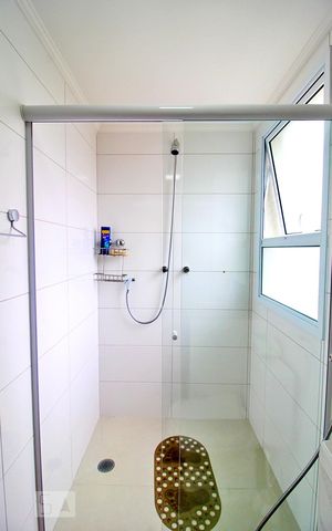 Apartamento à venda com 83m², 2 quartos e 2 vagasBanheiro da Suíte 2