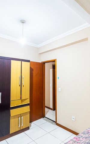 Casa à venda com 700m², 13 quartos e 3 vagas Casa à venda com 700m², 13 quartos e 3 vagasQuarto