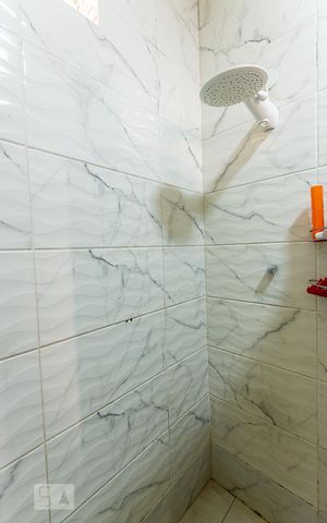 Casa à venda com 700m², 13 quartos e 3 vagas Casa à venda com 700m², 13 quartos e 3 vagasBanheiro