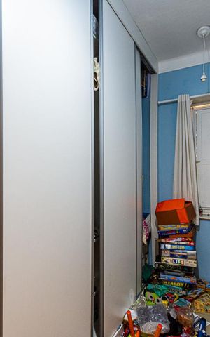 Casa à venda com 700m², 13 quartos e 3 vagas Casa à venda com 700m², 13 quartos e 3 vagasQuarto