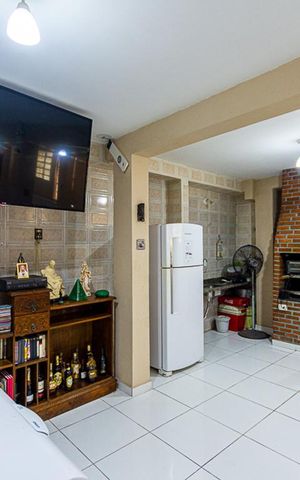 Casa à venda com 700m², 13 quartos e 3 vagas Casa à venda com 700m², 13 quartos e 3 vagasÁrea Gourmet