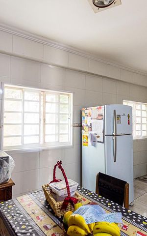 Casa à venda com 700m², 13 quartos e 3 vagas Casa à venda com 700m², 13 quartos e 3 vagasCozinha