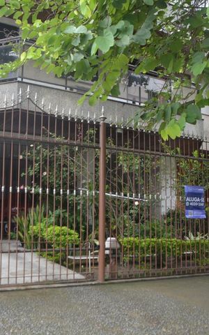 Apartamento para alugar com 140m², 3 quartos e 2 vagasFachada