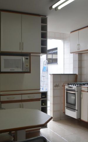 Apartamento para alugar com 140m², 3 quartos e 2 vagasCozinha