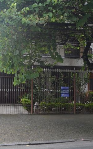 Apartamento para alugar com 140m², 3 quartos e 2 vagasFachada