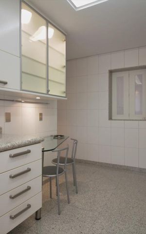 Apartamento à venda com 370m², 4 quartos e 5 vagasCozinha