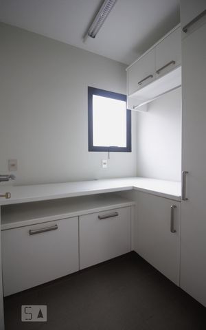 Apartamento à venda com 370m², 4 quartos e 5 vagasQuarto de Serviço