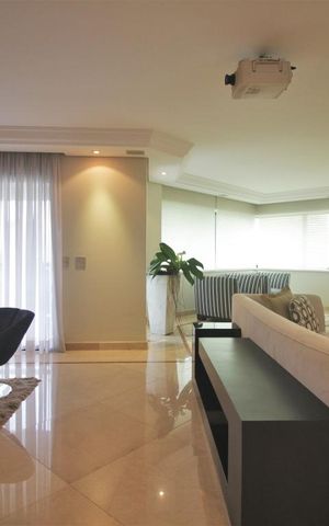 Apartamento à venda com 370m², 4 quartos e 5 vagasSala