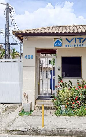Casa à venda com 55m², 2 quartos e 1 vagaFachada e portaria