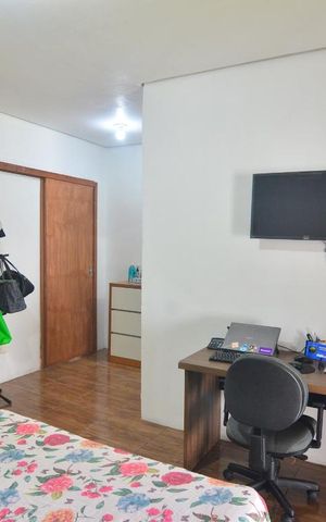 Casa à venda com 260m², 3 quartos e 4 vagasSuíte