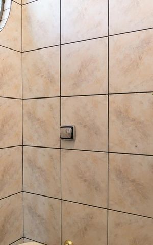 Casa à venda com 250m², 4 quartos e 2 vagas Casa à venda com 250m², 4 quartos e 2 vagasBanheiro Suíte 1