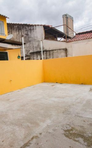 Casa à venda com 110m², 3 quartos e 1 vagaquintal