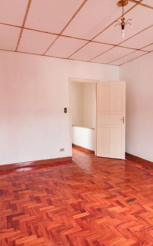 Casa à venda com 110m², 3 quartos e 1 vagaquarto 1