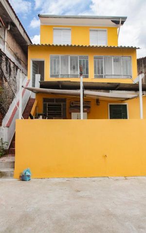 Casa à venda com 110m², 3 quartos e 1 vagaquintal