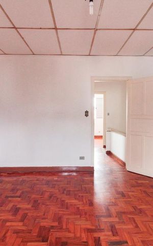 Casa à venda com 110m², 3 quartos e 1 vagaquarto 1