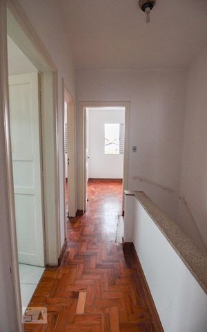 Casa à venda com 110m², 3 quartos e 1 vagacorredor