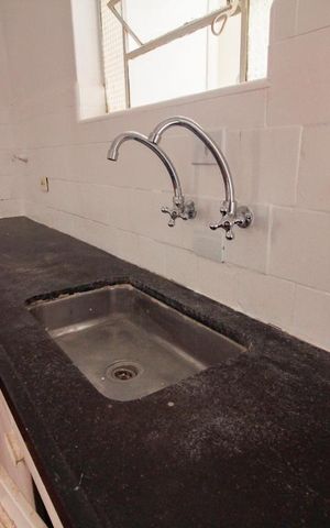 Casa à venda com 110m², 3 quartos e 1 vagacozinha