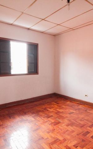 Casa à venda com 110m², 3 quartos e 1 vagaquarto 1