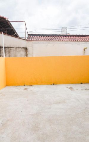 Casa à venda com 110m², 3 quartos e 1 vagaquintal