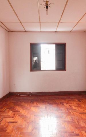 Casa à venda com 110m², 3 quartos e 1 vagaquarto 1