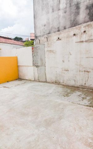 Casa à venda com 110m², 3 quartos e 1 vagaquintal