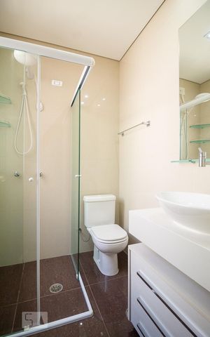 Casa à venda com 283m², 3 quartos e 4 vagas Casa à venda com 283m², 3 quartos e 4 vagasBanheiro da Suíte 2