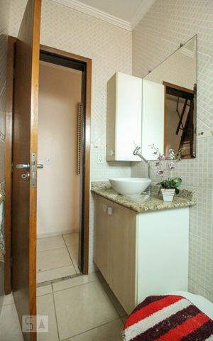 Casa à venda com 280m², 4 quartos e 5 vagasBanheiro
