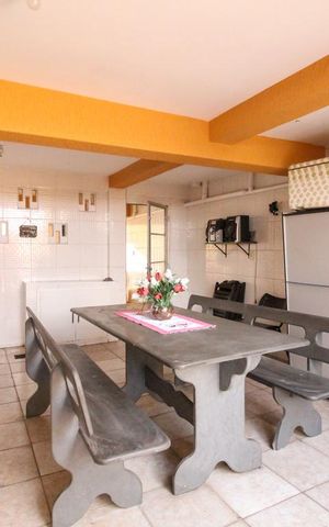 Casa à venda com 280m², 4 quartos e 5 vagasÁrea Gourmet