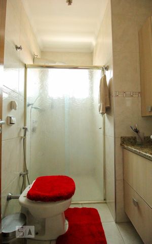 Casa à venda com 280m², 4 quartos e 5 vagasBanheiro Quarto 3 - Suíte