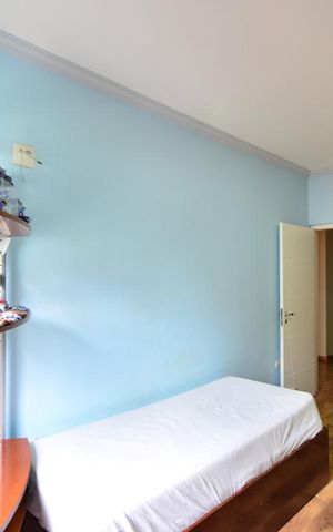 Casa à venda com 450m², 4 quartos e 6 vagasSuíte 2