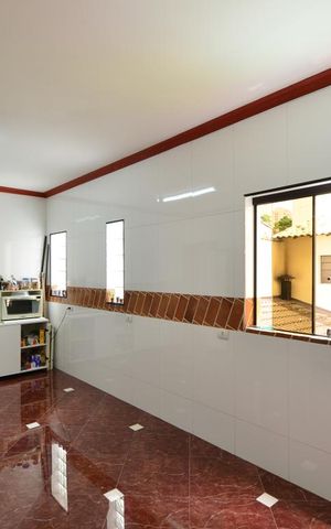 Casa à venda com 450m², 4 quartos e 6 vagasCozinha