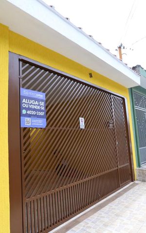 Casa à venda com 139m², 2 quartos e 2 vagasFachada