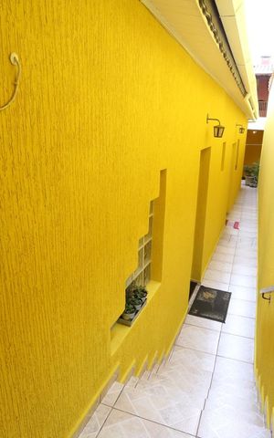 Casa à venda com 139m², 2 quartos e 2 vagasCorredor