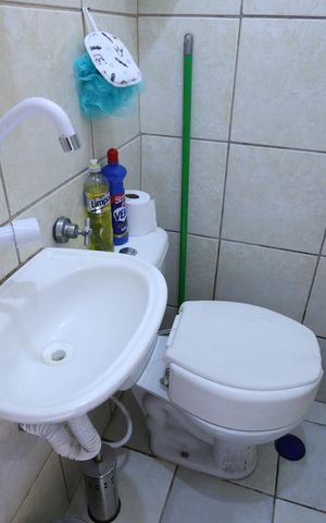 Casa à venda com 139m², 2 quartos e 2 vagasBanheiro de Serviço