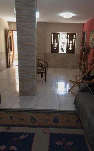 Casa à venda com 453m², 5 quartos e sem vaga Casa à venda com 453m², 5 quartos e sem vagaSala